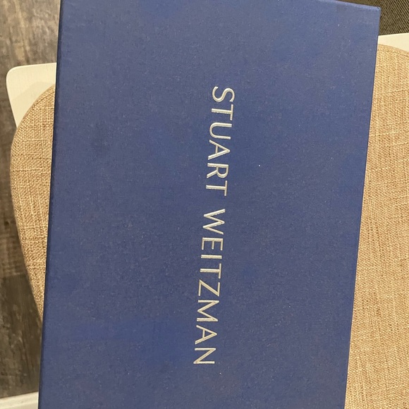 Stuart Weitzman: Jezebel Leather Wedge Sandals - Picture 7 of 7